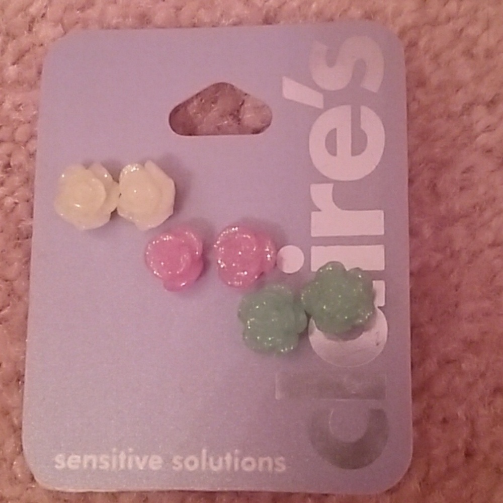 Claire's rose earrings